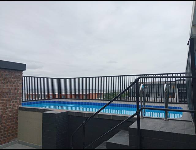 1 BEDROOM APARTMENT FOR SALE IN UMHLANGA RIDGE